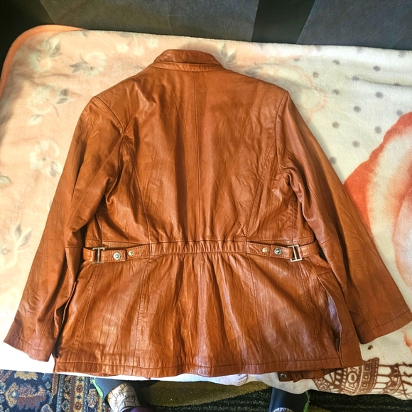 ADLER COLLECTION WOMEN LEATHER COAT XL SIZE $100 - Picture 1 of 7